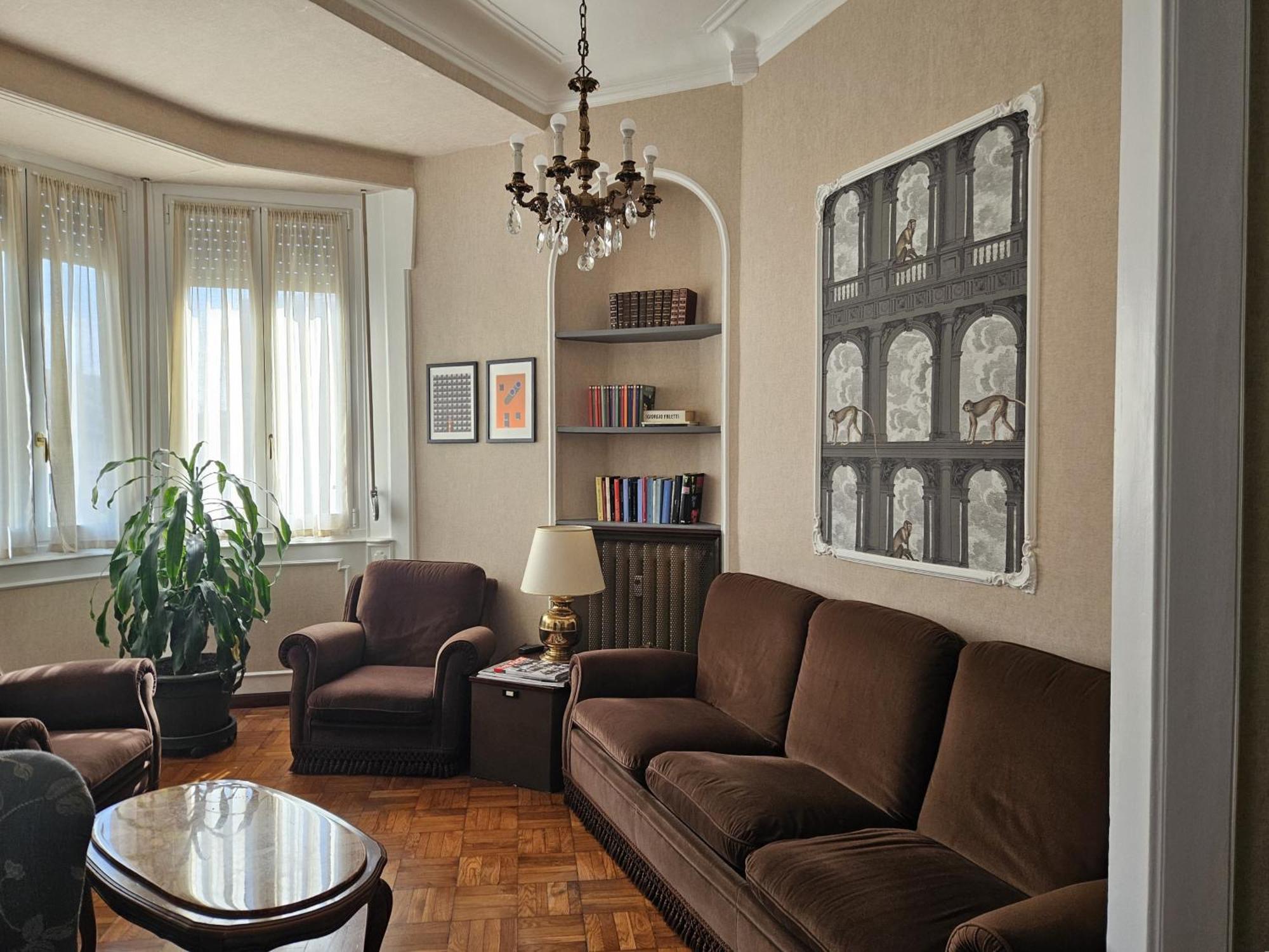 Homegallery - Elegante Appartamento Milanese Exteriör bild